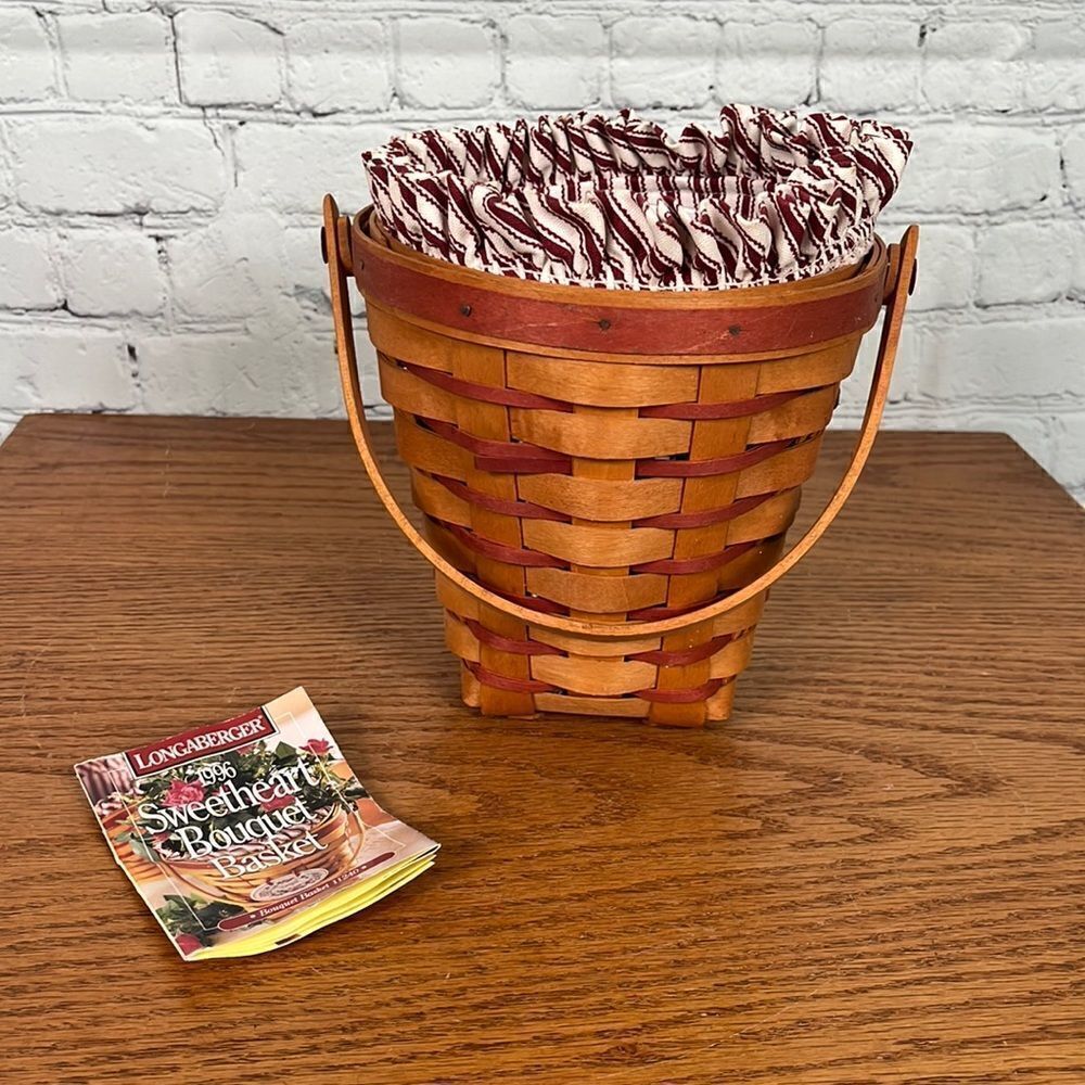 Vintage Longaberger Sweetheart Bouquet Basket 11240 w/ material & plastic liner